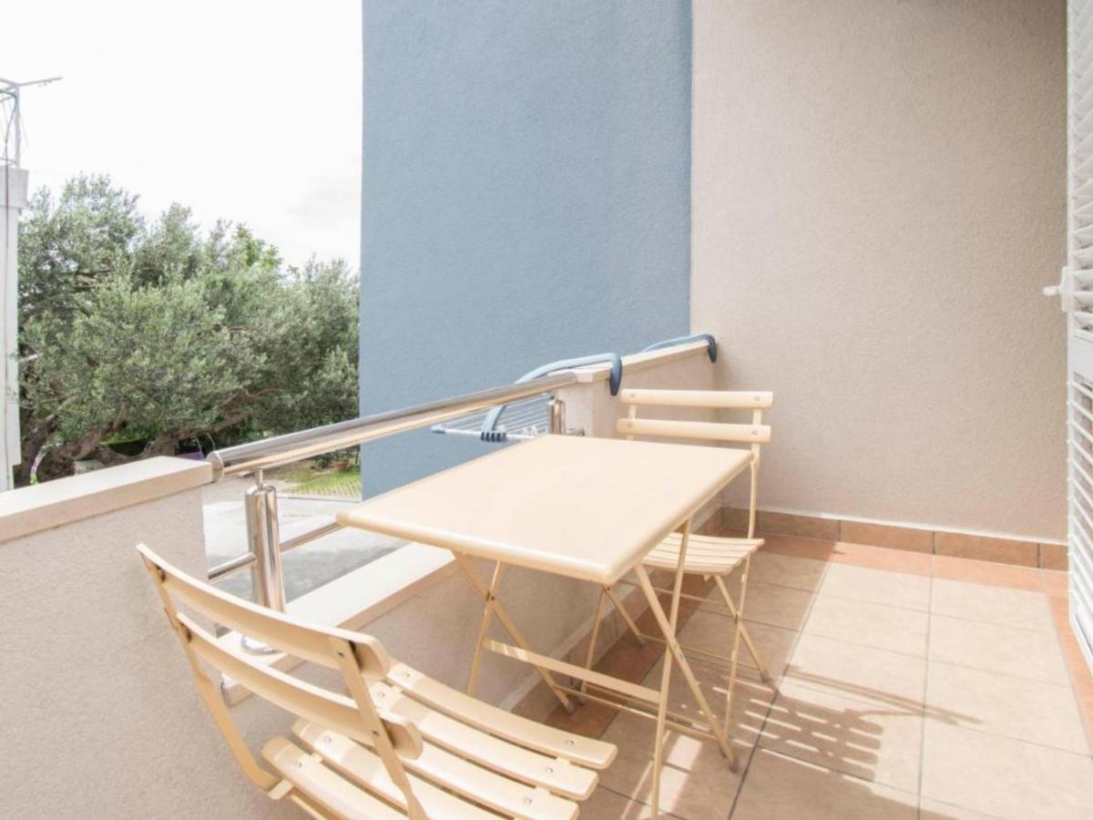 Apartments Antonio Tučepi Rom bilde