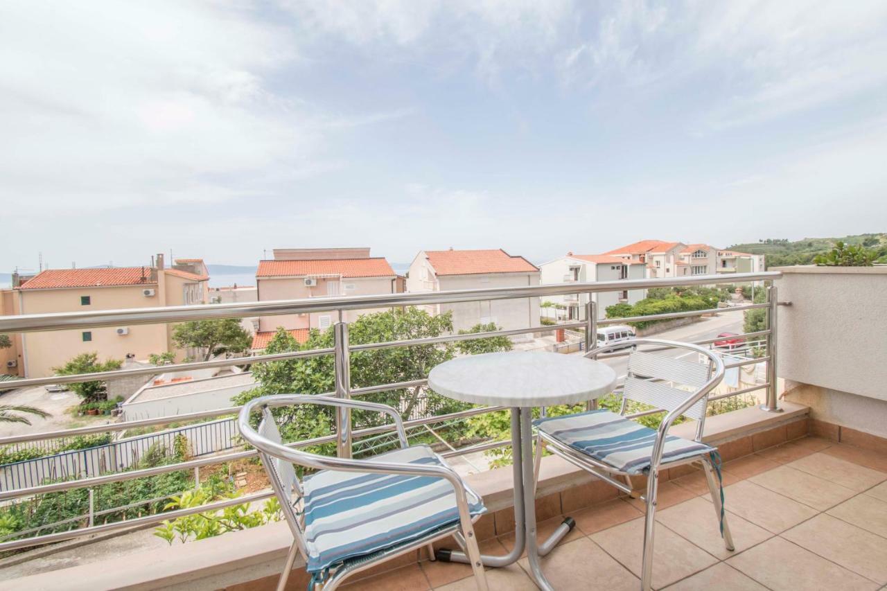 Apartments Antonio Tučepi Eksteriør bilde